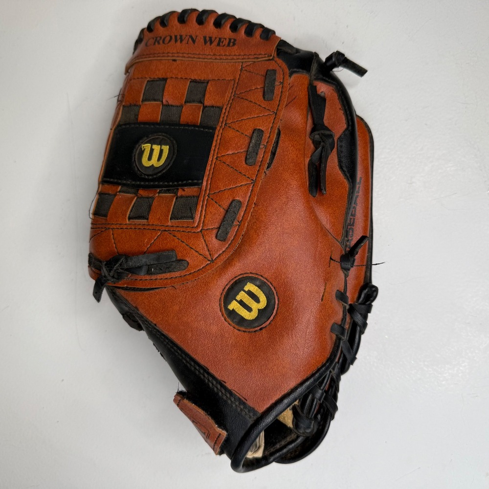 Wilson Baseball Glove Kerry Wood A2457 11.5 Inch Crown Web RHT Brown Black MLB